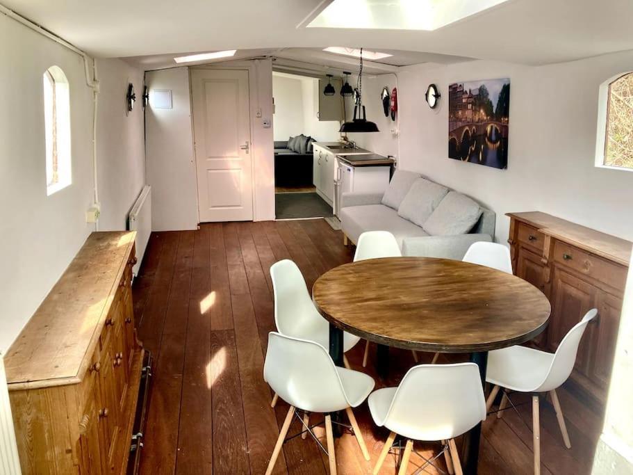 Prague On Boat, Privat Pier, Free Parking 호텔 외부 사진